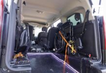 Indira Vizcaíno y Subsemov presentaron primeras unidades de taxis adaptados para personas con discapacidad y movilidad limitada