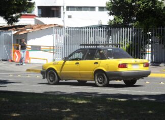 Jalisco ofrece apoyos de 80 mil pesos para renovar taxis y reducir emisiones contaminantes