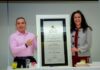 Reconocen jubilados de la UdeC legado de Griselda Álvarez con distinción póstuma