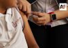 Vacuna contra VPH protege contra 9 serotipos y reduce el riesgo de cáncer cervicouterino: Salud Colima