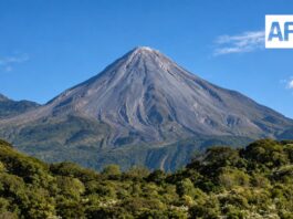 Volcán de Colima se mantiene estable y con baja actividad: UEPCyB